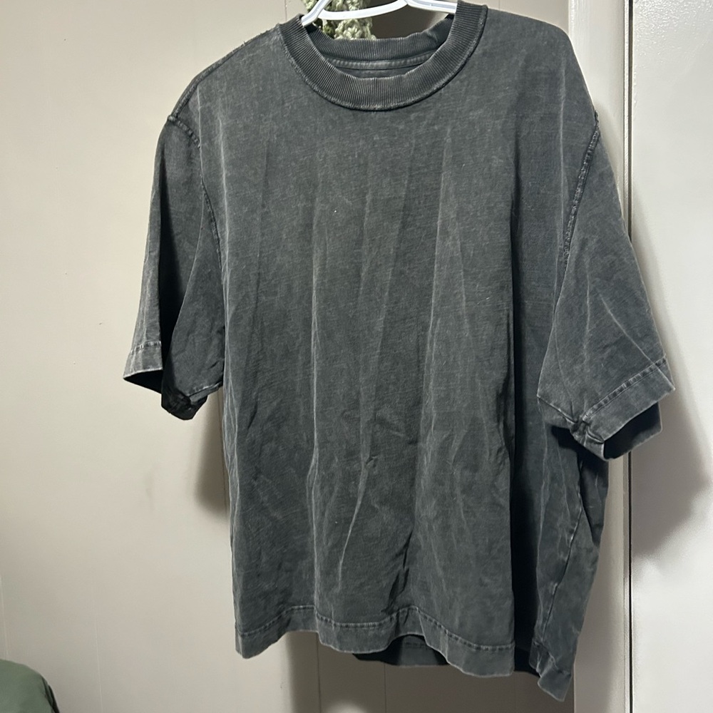 Men's Gray T-Shirt